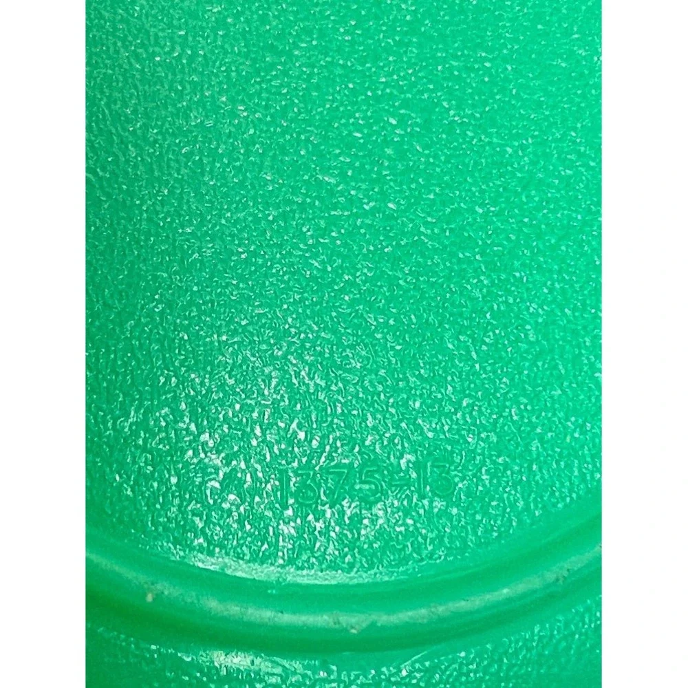 Tupperware vintage pick